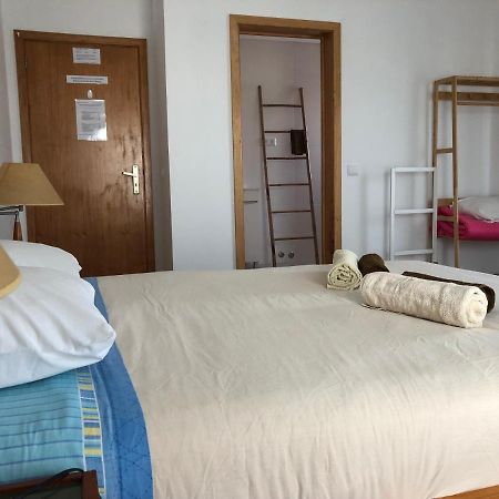 Azores Holidays House -B&B - Suites - Self Check-In Keyboard ポンタ・デルガダ エクステリア 写真