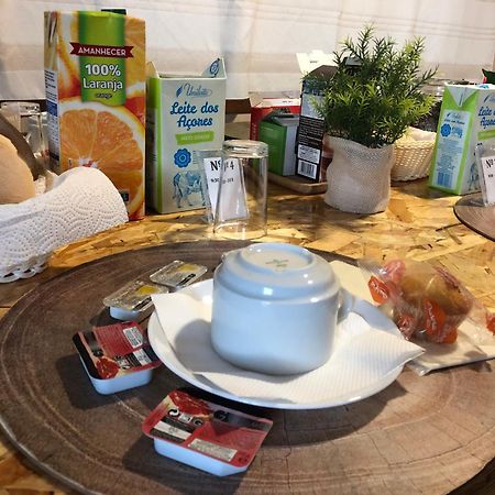 Azores Holidays House -B&B - Suites - Self Check-In Keyboard ポンタ・デルガダ エクステリア 写真