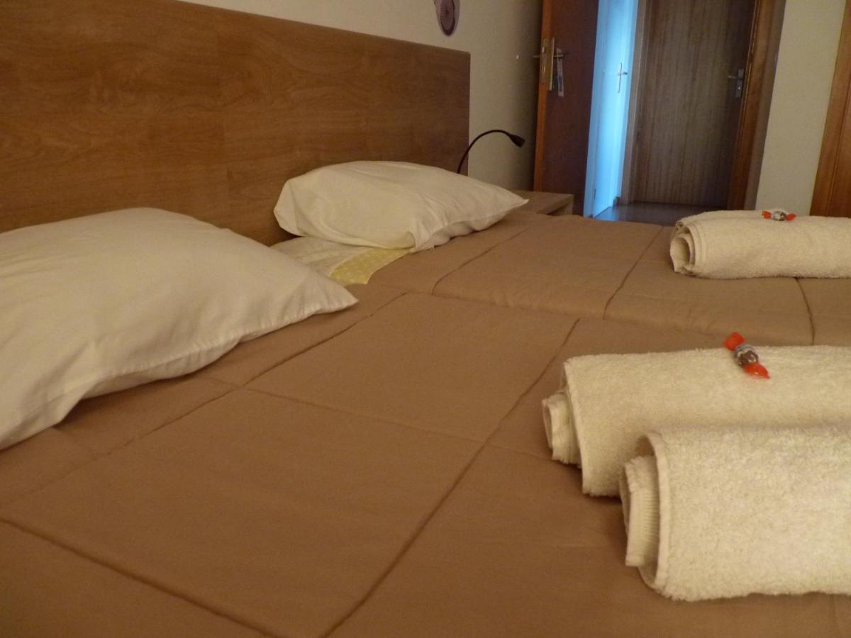 Azores Holidays House -B&B - Suites - Self Check-In Keyboard ポンタ・デルガダ エクステリア 写真