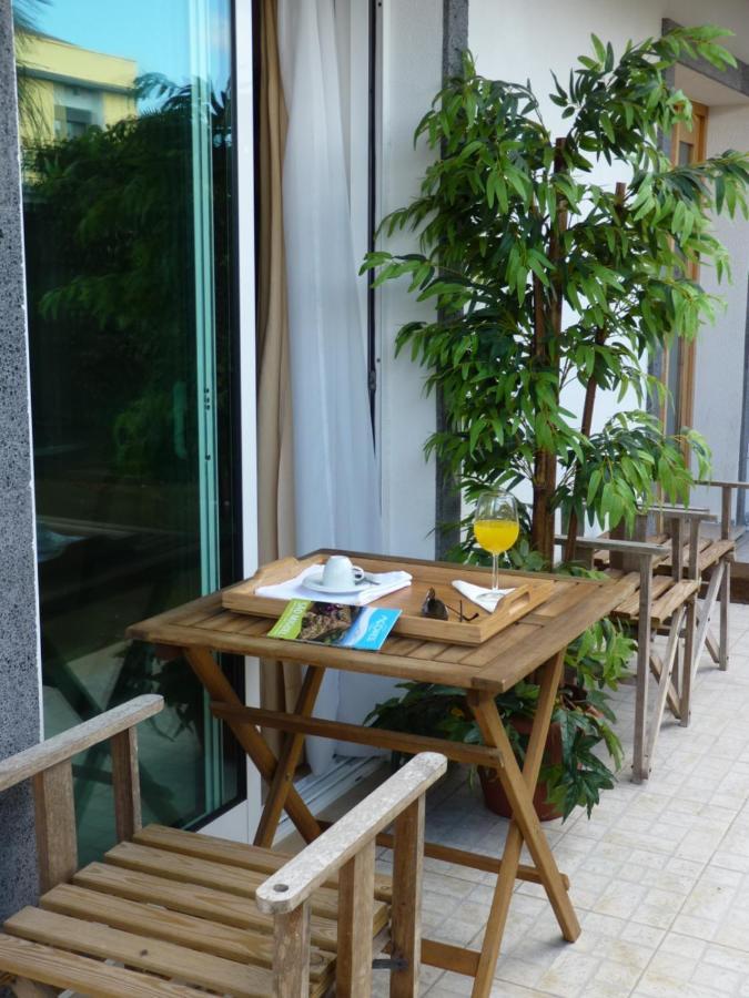 Azores Holidays House -B&B - Suites - Self Check-In Keyboard ポンタ・デルガダ エクステリア 写真
