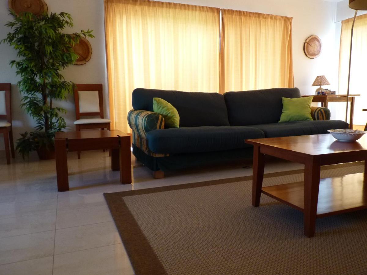 Azores Holidays House -B&B - Suites - Self Check-In Keyboard ポンタ・デルガダ エクステリア 写真