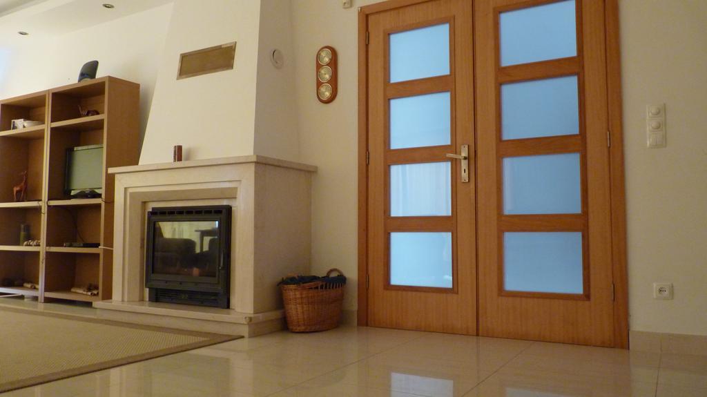 Azores Holidays House -B&B - Suites - Self Check-In Keyboard ポンタ・デルガダ エクステリア 写真