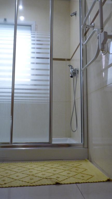 Azores Holidays House -B&B - Suites - Self Check-In Keyboard ポンタ・デルガダ エクステリア 写真