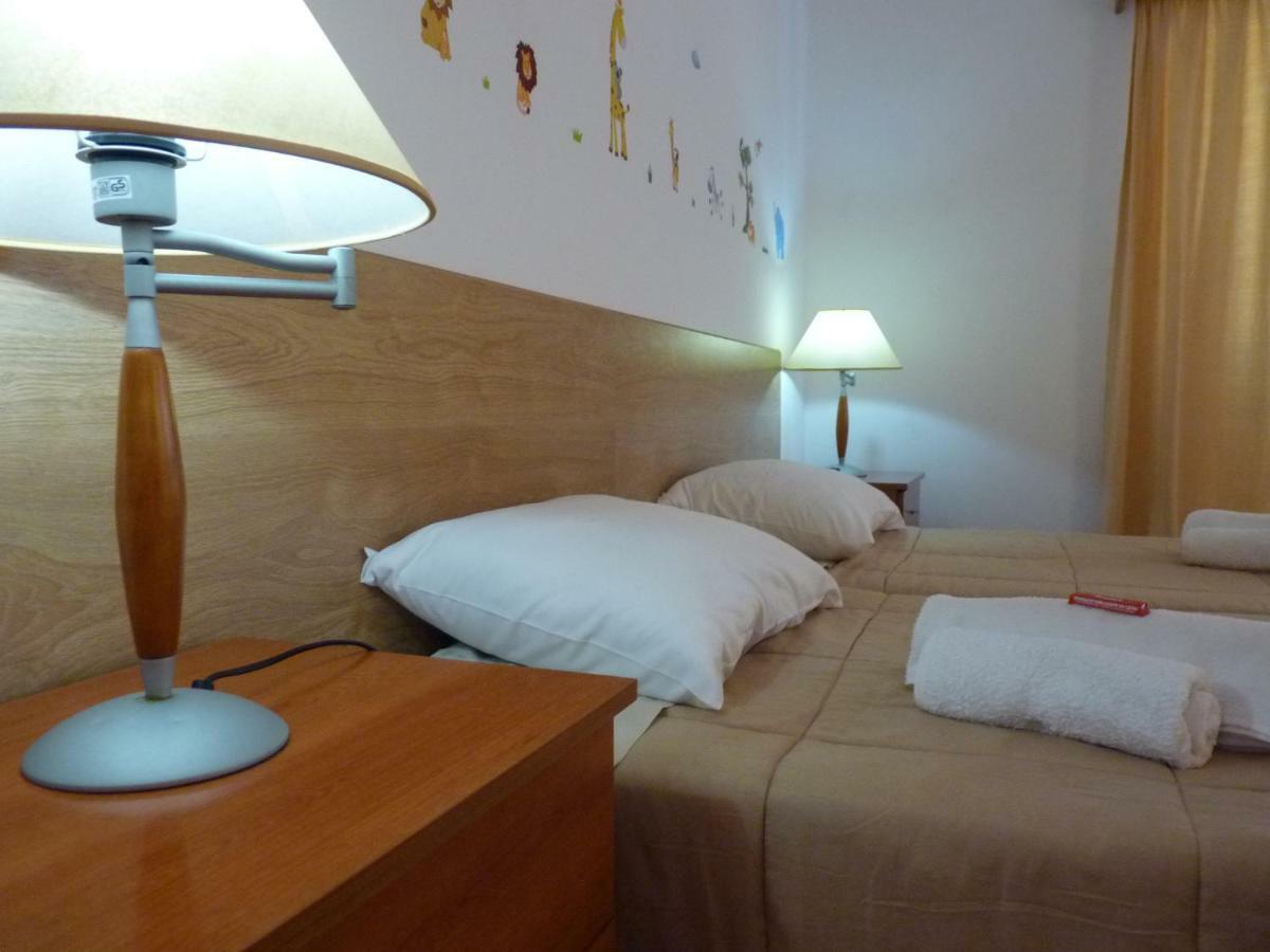 Azores Holidays House -B&B - Suites - Self Check-In Keyboard ポンタ・デルガダ エクステリア 写真